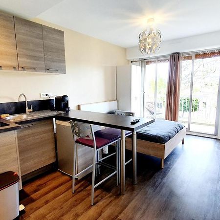 Le Studio Cosy D'Angelique Et David Avec Parking Rambouillet Exterior foto